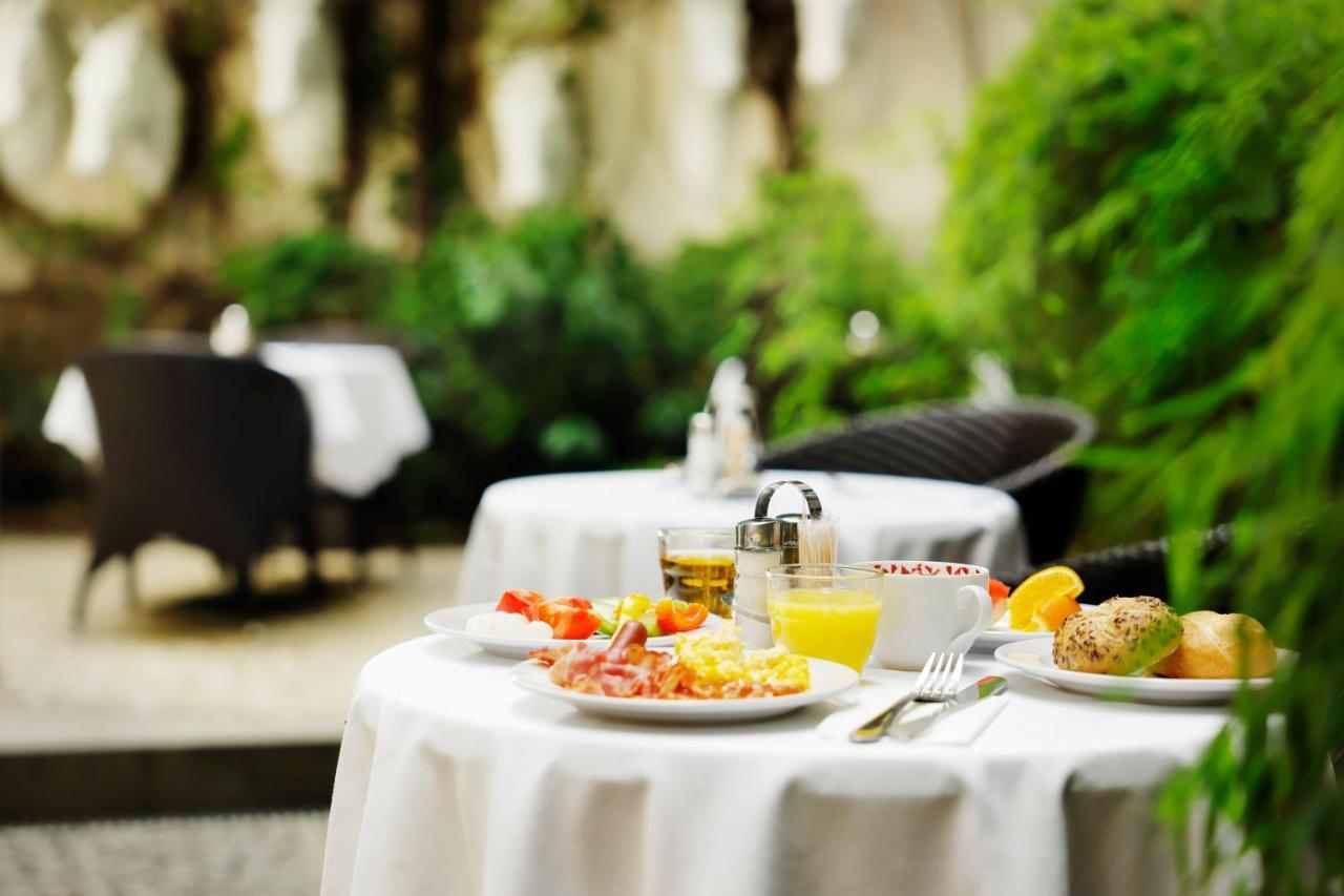Hotel U Tří Korunek 3*